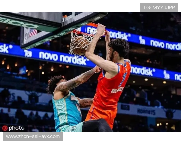 雷霆黄蜂季前赛天赋对决，吉迪亚历山大领军攻防