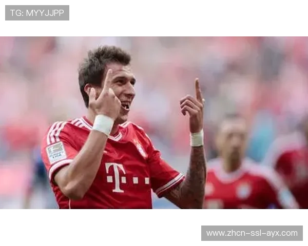 汉堡武什科维奇头槌破门，利用传中战术扳平拜仁